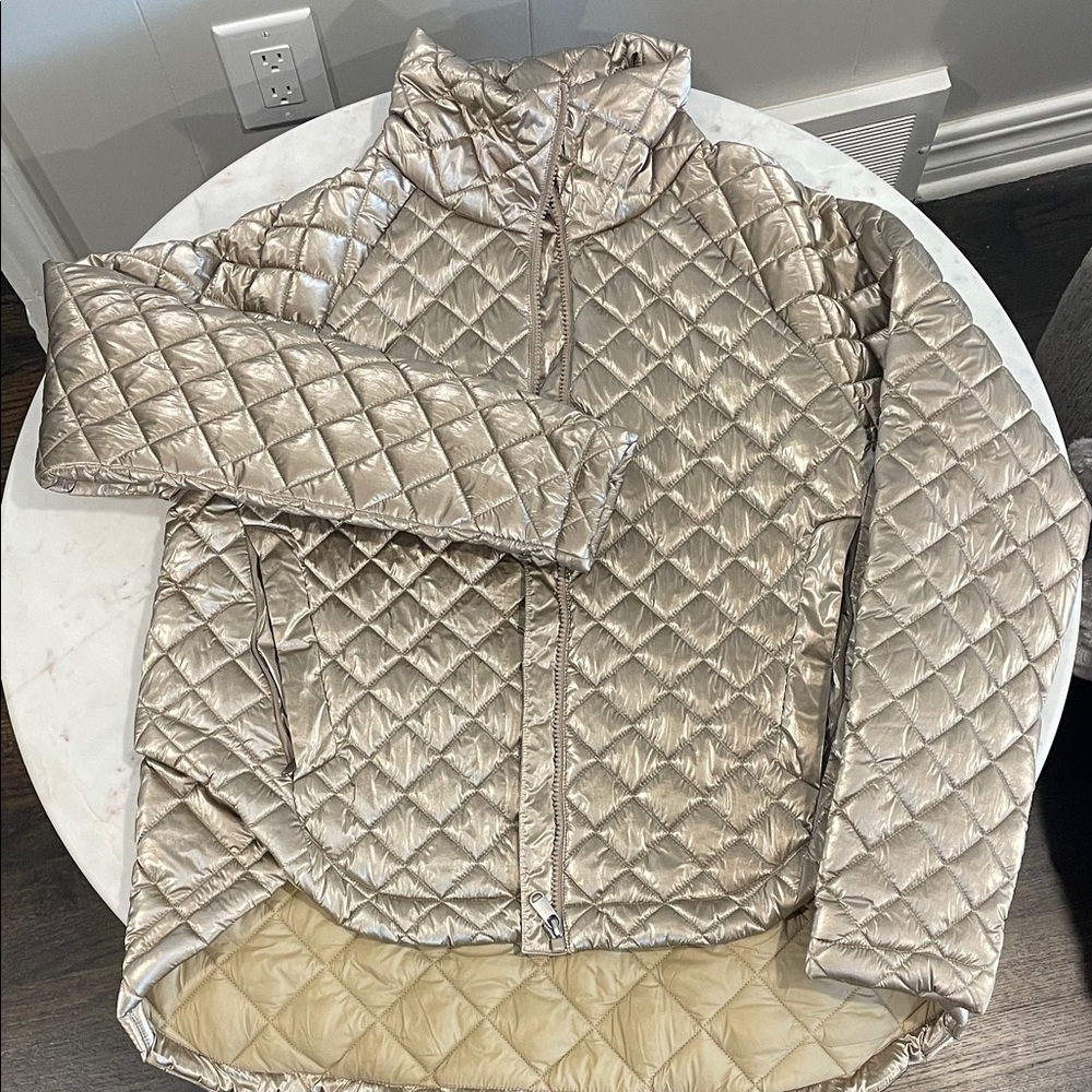 Athleta Women's Quilted Puffer Jacket in Metallic Gold